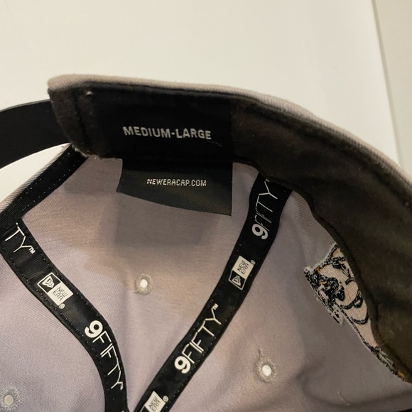 9FIFTY Retro Style BC Lions CFL Flat Brim New Era Adjustable SnapBack Hat M/L - Picture 8 of 9